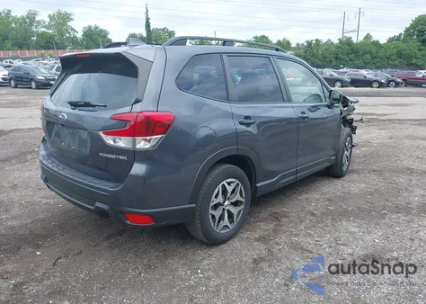 2021 Subaru Forester Premium z USA, uszkodzony, nr VIN JF2SKAJC2MH456818
